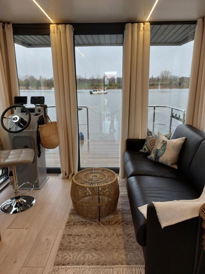 ורוצלב Lemuria Houseboat - Plywajacy Domek Na Wodzie מראה חיצוני תמונה